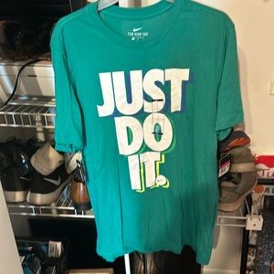 Mens JDI large, Just Do It tshirt. Never worn with tags.